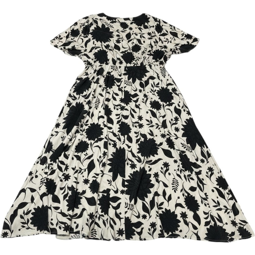Ava & Viv Dress Black Floral Button Down Maxi 2X Elastic Waist Garden Party